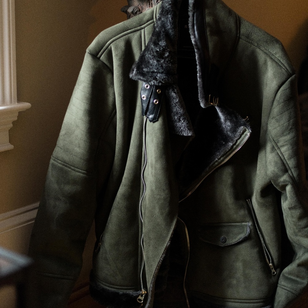 Mens Camo Green Pilot Jacket with Faux Fur (NWT)